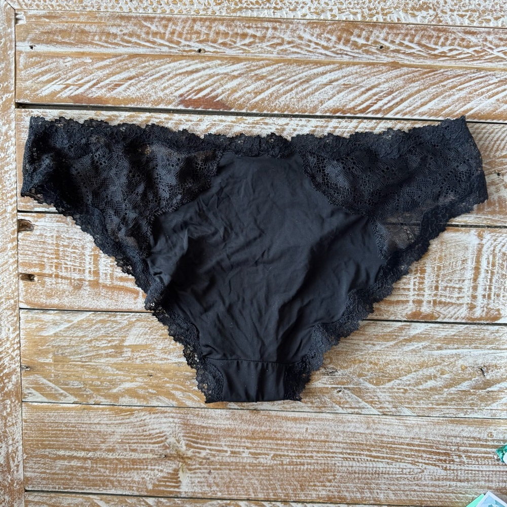 Victoria’s Secret🔥Lace Black Panties Underwear ~Medium NWT